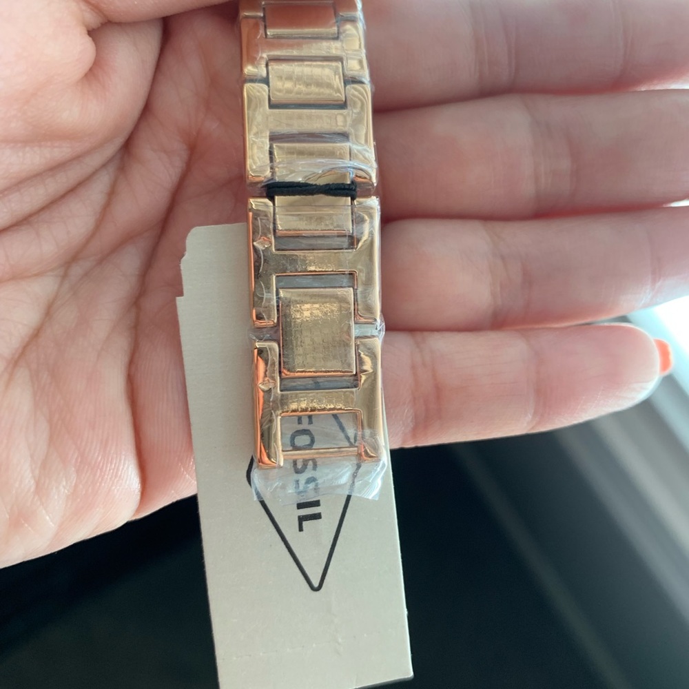 🔥NWT Fossil Rose Gold-Tone Stainless Steel Watch - Picture 4 of 4